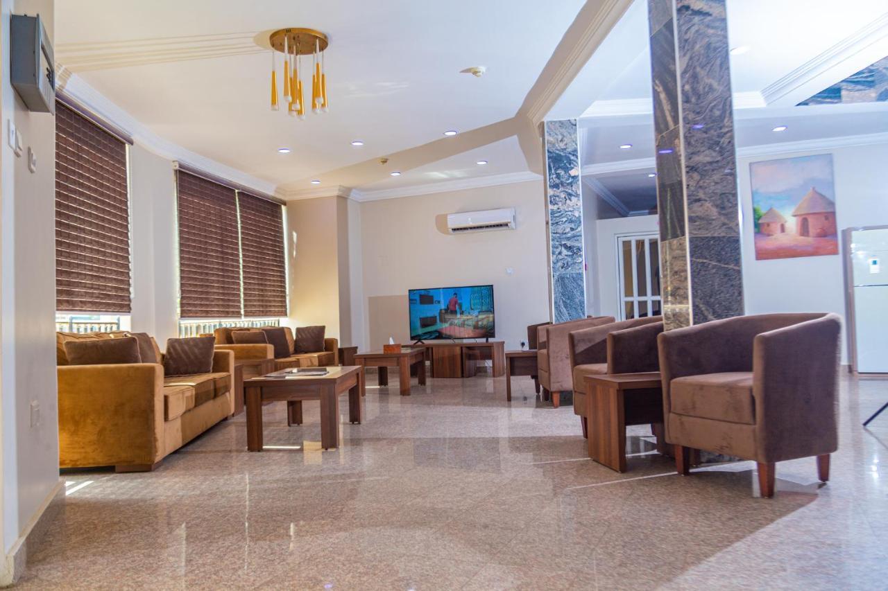 Guest Pride Hotel Kano 外观 照片