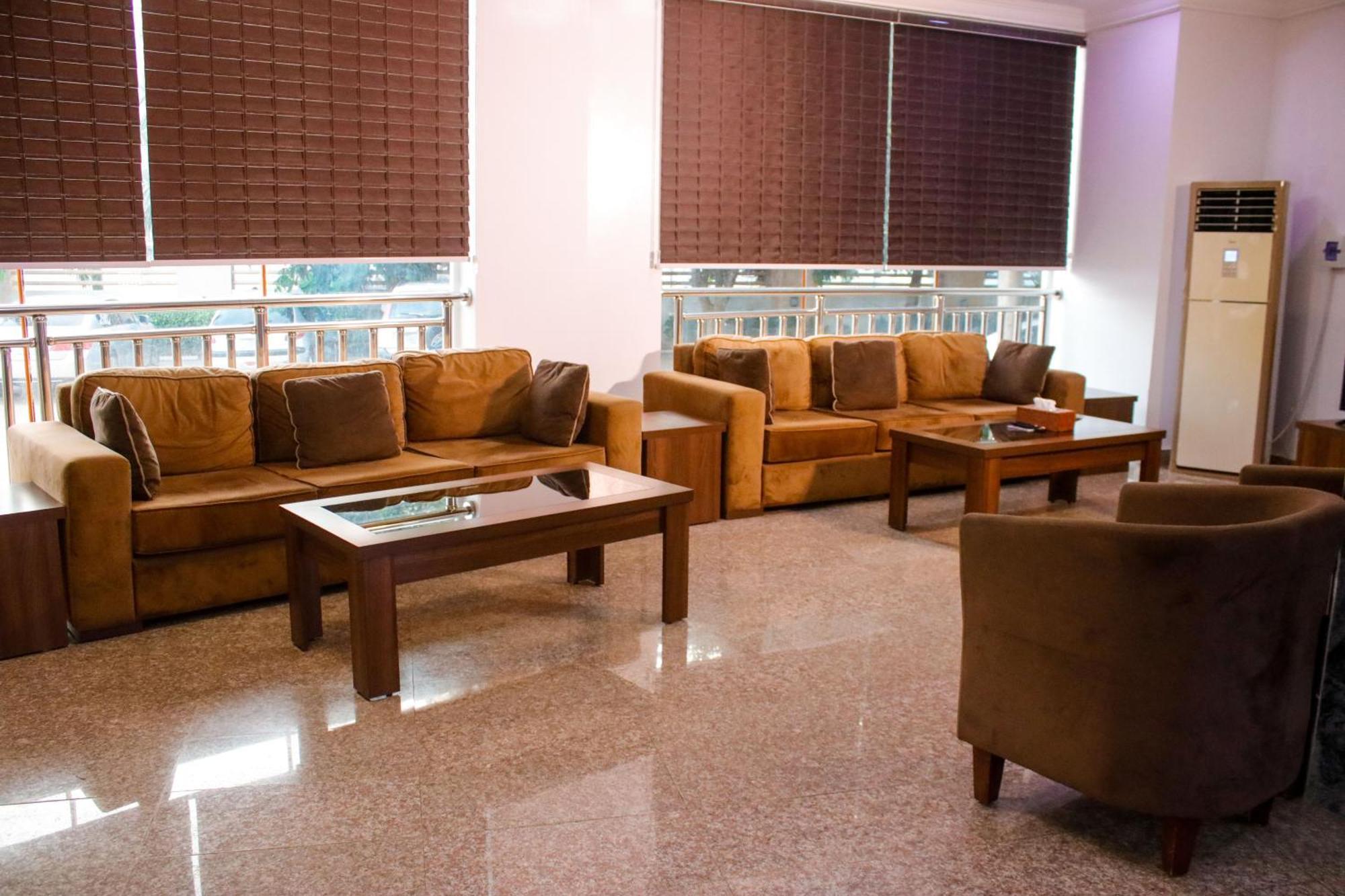 Guest Pride Hotel Kano 外观 照片