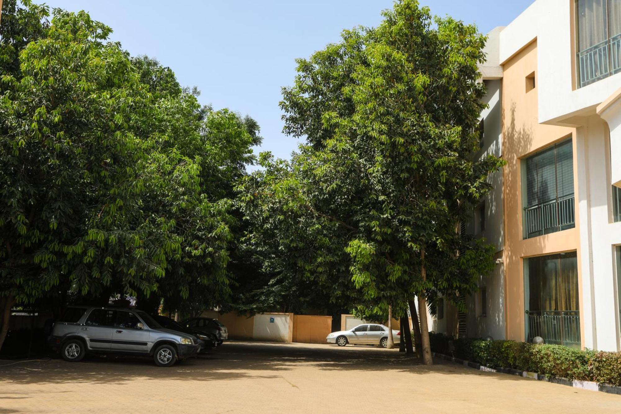 Guest Pride Hotel Kano 外观 照片
